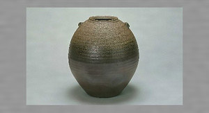 備前擂座大壺