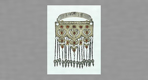 首胸飾り（ブカウ）