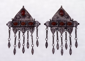 護符入れ（トゥマル）