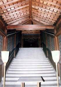 近江神宮登廊