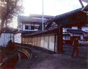 武重本家酒造及び武重家住宅東塀