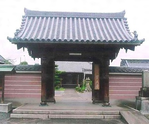 實成寺山門
