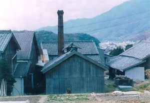 山吉醤油釜屋