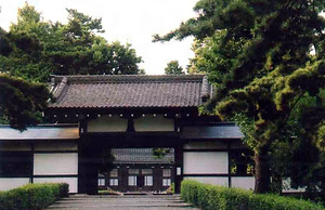 總持寺百間廊下及び門