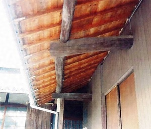 坂下勤家住宅納屋 さかしたつとむけじゅうたくなや