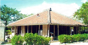 琉球村旧島袋家住宅主屋