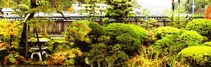 平尾家住宅隠居屋東塀及び門 