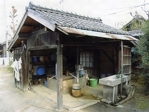 神谷家住宅井戸屋形