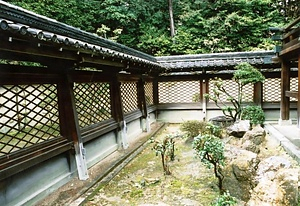 建勲神社透塀 たけいさおじんじゃすきべい