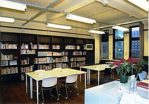 京都国際マンガミュージアム旧北校舎棟（旧京都市立龍池小学校北校舎） きょうとこくさいまんがみゅーじあむきゅうきたこうしゃとう（きゅうきょうとしりつたついけしょうがっこうきたこうしゃ）
