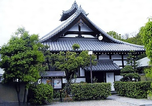 源聖寺庫裏