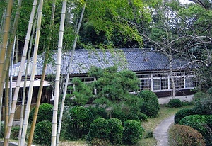 桃花塾教室棟