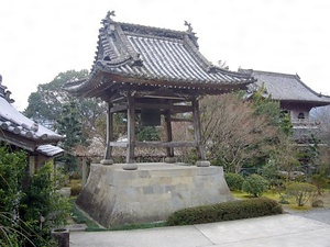安楽寺鐘楼