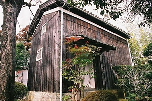永富家住宅(兵庫県揖保郡揖保川町) 乾蔵