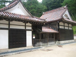 旧閑谷学校聖廟 中庭