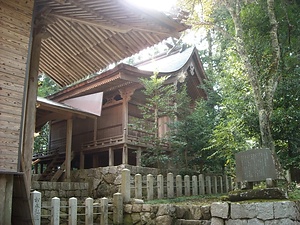 竜山八幡神社本殿 たつやまはちまんじんじゃほんでん