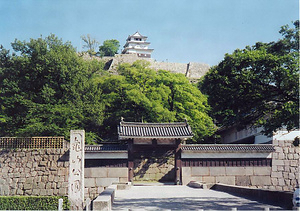 丸亀城 大手一の門