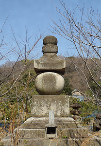 石手寺五輪塔