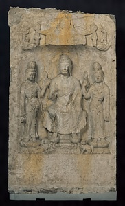 石造浮彫三尊仏龕