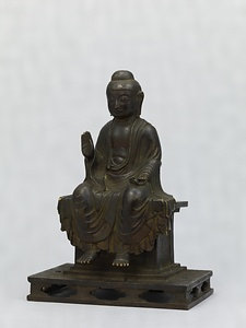 銅造如来倚像（法隆寺献納） どうぞうにょらいいぞう