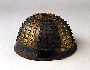 二十四間四方白星兜鉢