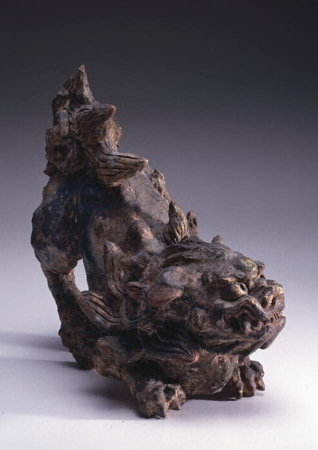 銅製　浮き彫り獅子紋瓶　重さ約2.2kg 送料込み260225 二彩獅子 長次郎作 文化遺産オンライン