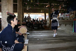 杉野原の御田舞 すぎのはらのおんだまい