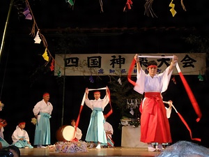 土佐の神楽