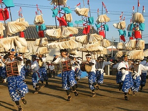 下水流の臼太鼓踊 しもずるのうすだいこおどり