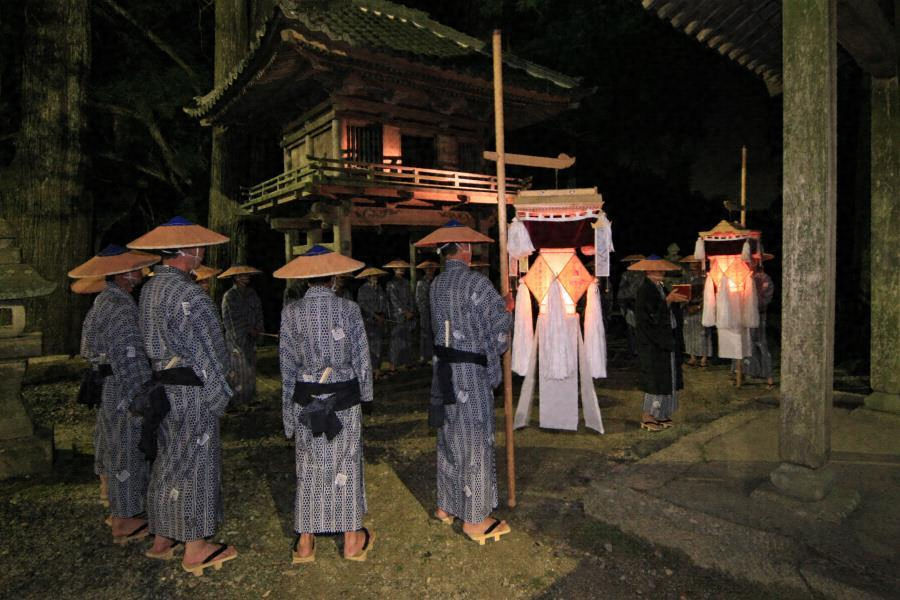 綾渡の夜念仏と盆踊 あやどのよねんぶつとぼんおどり
