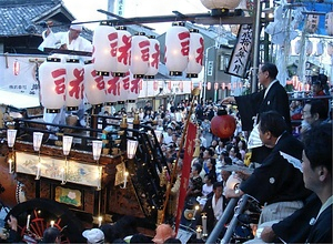 桑名石取祭の祭車行事