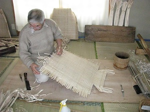 秋田のイタヤ箕製作技術 あきたのいたやみせいさくぎじゅつ