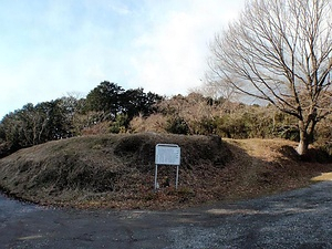 休場遺跡