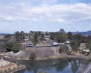 松江城