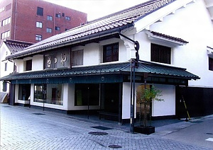 ささや呉服店店舗兼主屋