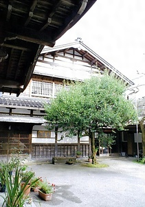 聖興寺庫裏