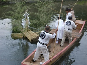 須成祭の車楽船行事と神葭流し すなりまつりのだんじりぶねぎようじとみよしながし