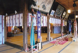 鳥海山大物忌神社吹浦口ノ宮下拝殿 ちょうかいざんおおものいみじんじゃふくらくちのみやしたはいでん