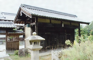 金原家住宅門