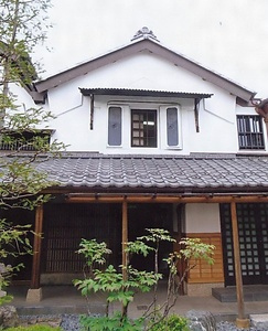 松本家住宅穀蔵
