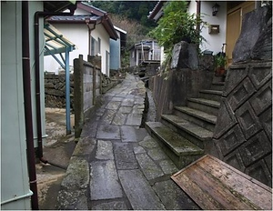 新上五島町崎浦の五島石集落景観 しんかみごとうちょうさきうらのごとういししゅうらくけいかん