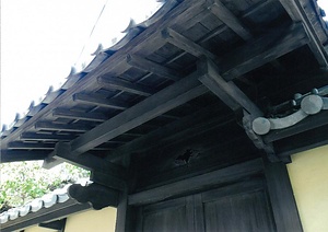 横山家住宅門及び塀 よこやまけじゅうたくもんおよびへい