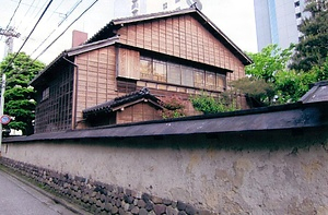 旧野村家住宅土塀