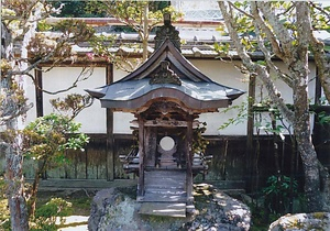 辻本店社舎