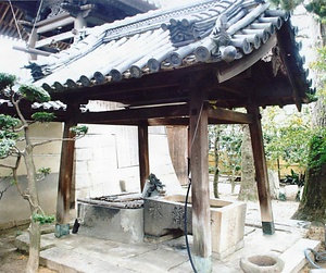 西教寺手水屋