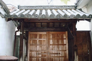 西教寺北門 さいきょうじきたもん