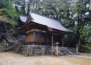 大日孁神社拝殿