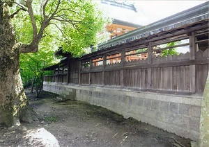 蟻通神社後門及び東西透塀 ありとおしじんじゃごうもんおよびとうざいすきべい