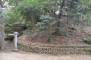 大野原古墳群　椀貸塚古墳　平塚古墳　角塚古墳　岩倉塚古墳 おおのはらこふんぐん　わんかしづかこふん　ひらづかこふん　かくづかこふん　いわくらづかこふん