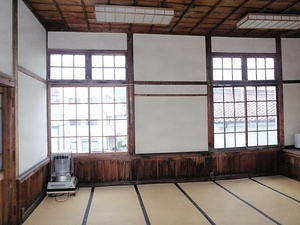 旧広島県西条清酒醸造支場本館 きゅうひろしまけんさいじょうせいしゅじょうぞうしじょうほんかん